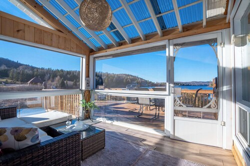 Spa & Lake View | La Zenitude