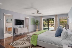 6 bedrooms, desk, iron/ironing board, WiFi