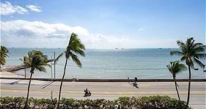 Oceanfront Oasis Smathers Beach Condo Sunrise views Island Charm Book today
