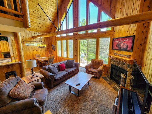 Spacious 3BR Chalet | Golf. Pools. Free Parking