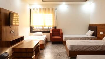 Deluxe Shared Dormitory