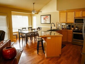 TV, fireplace - 3BR Home w/ Hot Tub, Golf & Den w/ Sofa Sleeper (Redmond)