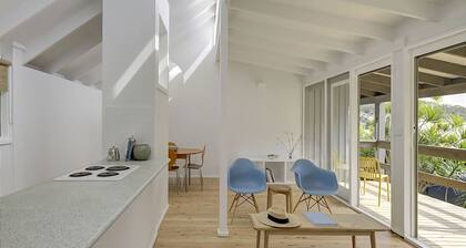 Norah Beach Shack 2 - 30m for the beach!