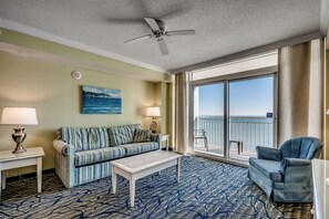 Smart TV, DVD player, stereo - Relaxing Coastal Escape (Myrtle Beach)