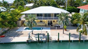 Unclassified image, 3 of 49, button