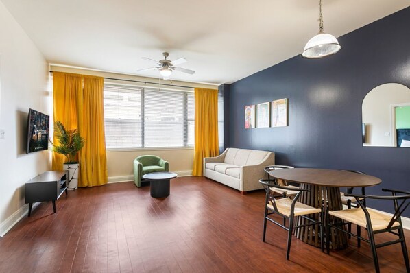 TV - Bright 1BR NOLA Condo with Relaxing Rooftop Pool (New Orleans)