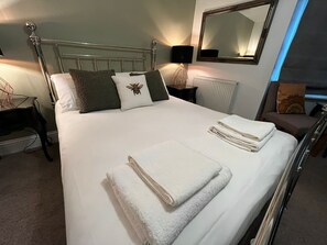 1 Schlafzimmer, Bügeleisen/Bügelbrett, Internetzugang, Bettwäsche