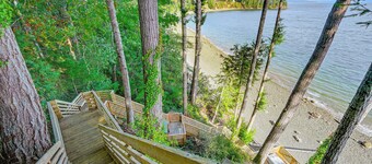 Hood Canal Home w/ Stunning Views & Private Beach