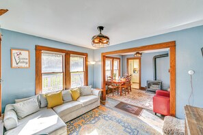 Cottage (2 Bedrooms) | Interior