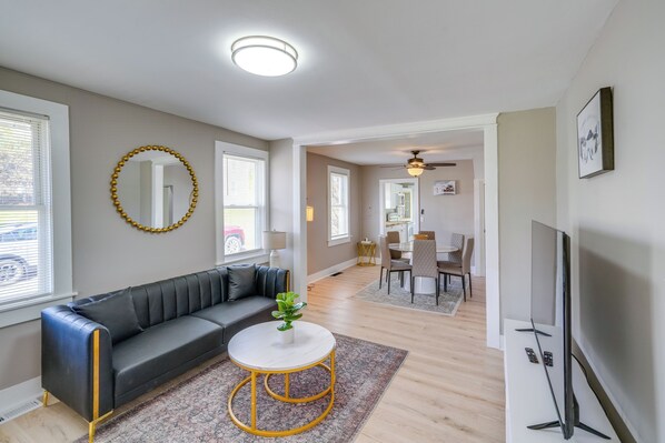 House (4 Bedrooms) | Interior