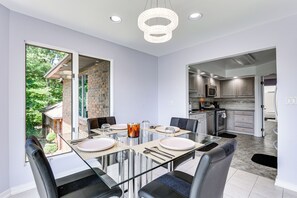 House (3 Bedrooms) | Front of property