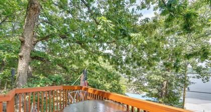 Pet-friendly Lake of the Ozarks Gem!