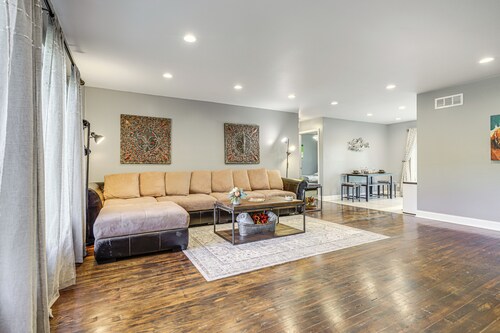 1/2 Mi to Creation Museum: Home w/ Large Yard!