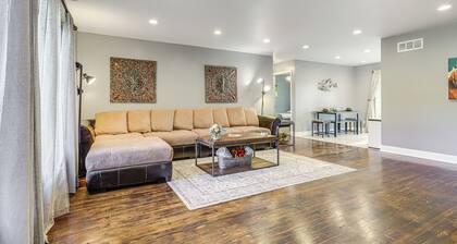 1/2 Mi to Creation Museum: Home w/ Large Yard!