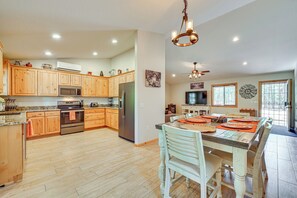 House (1 Bedroom) | Interior