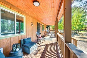 House (1 Bedroom) | Interior - Hike, Boat & Fish: Serene Cabin in Happy Jack (Happy Jack)