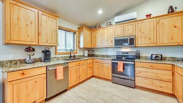 House (1 Bedroom) | Interior