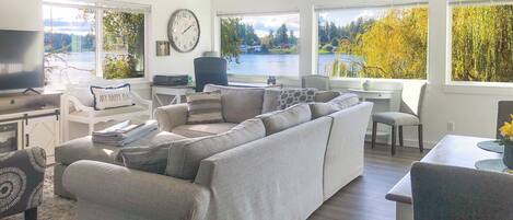 House (2 Bedrooms) | Front of property