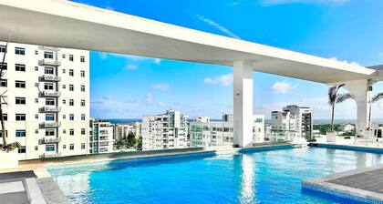 Beautiful 1BR Condo, Pool