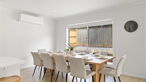 Dining - SaltCove with spa in Cowes (Cowes)
