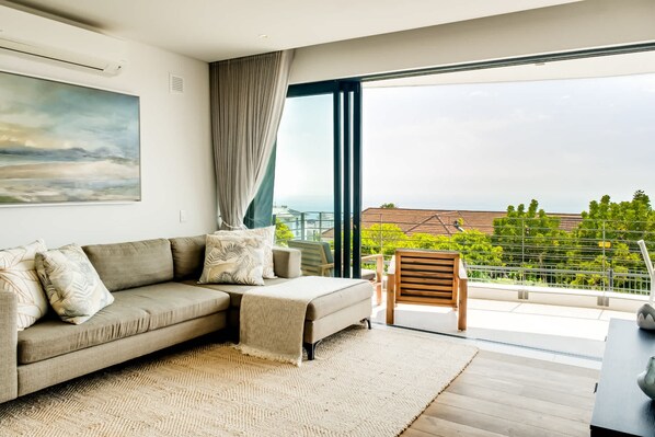 Apartment | 2 bedrooms, desk, Internet - Gorgeous Sea Point Apartment With Rooftop Pool at Mirabel (Cape Town)