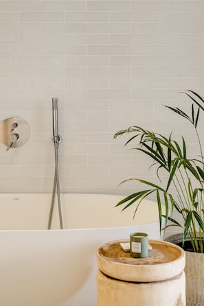 Apartment | 2 bedrooms, desk, Internet - Gorgeous Sea Point Apartment With Rooftop Pool at Mirabel (Cape Town)