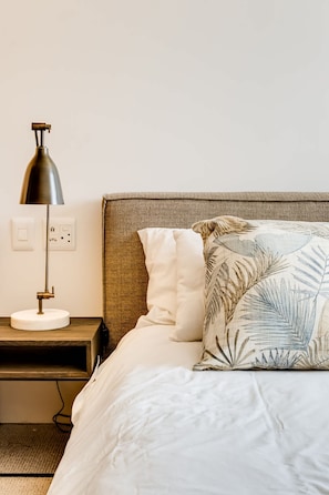 Apartment | 2 bedrooms, desk, Internet - Gorgeous Sea Point Apartment With Rooftop Pool at Mirabel (Cape Town)