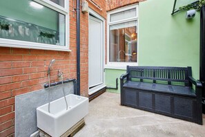 House - Host Stay - Number 5 (Whitby)