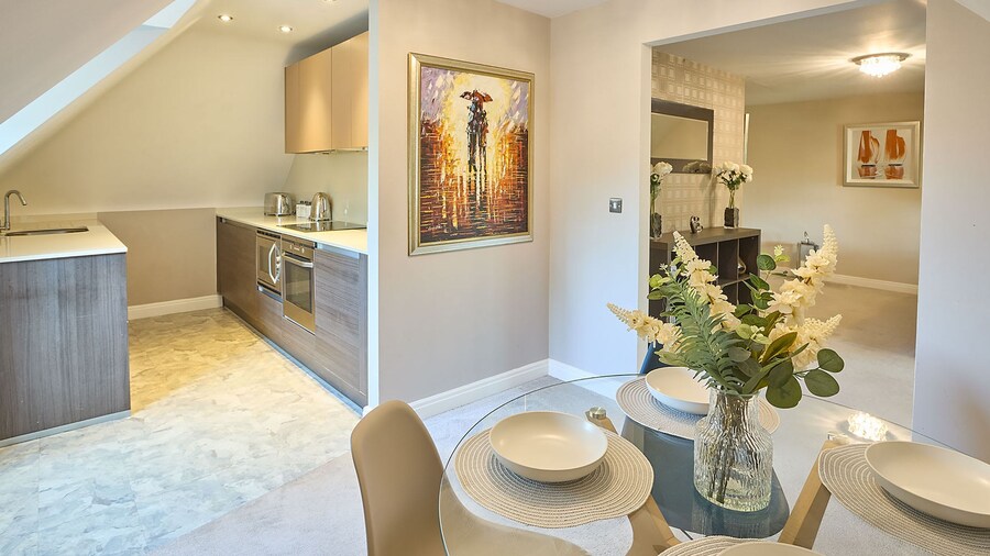 Host Stay Danford Court