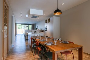 3 habitaciones y acceso a internet 