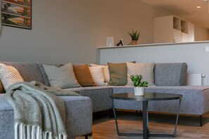 3 bedrooms, Internet - House Tilo Charming Holiday Home in Ypres for 8 Guests History Nature and Relaxation (Ypres)