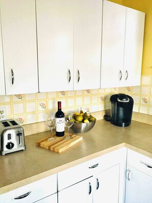 Micro-ondas, fogão, cooktop