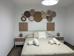 1 Schlafzimmer, Bügeleisen/Bügelbrett, Reisekinderbett, WLAN