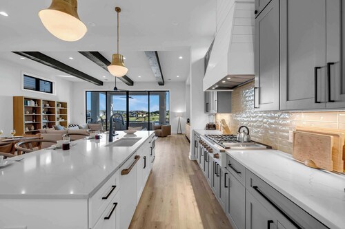 Ellen Lake Luxe | Concierge Services