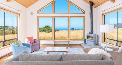 Spacious 3 BD for 6 + Ocean View