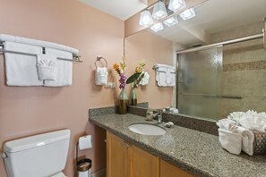 Condo, 2 Bedrooms | Bathroom - Mana Kai Maui Resort, #405c 2 Bedroom Condo (Kihei)