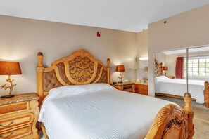 Suite, 1 Bedroom | 1 bedroom, iron/ironing board, free WiFi