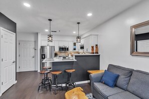 Suite, 1 Bedroom | Interior - 2nd Floor Front Side Signature Suite - 201 by Grand Wood Suites (Nashville)