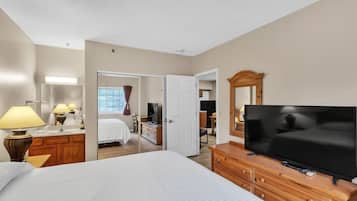 Suite, 1 Bedroom | 1 bedroom, iron/ironing board, free WiFi