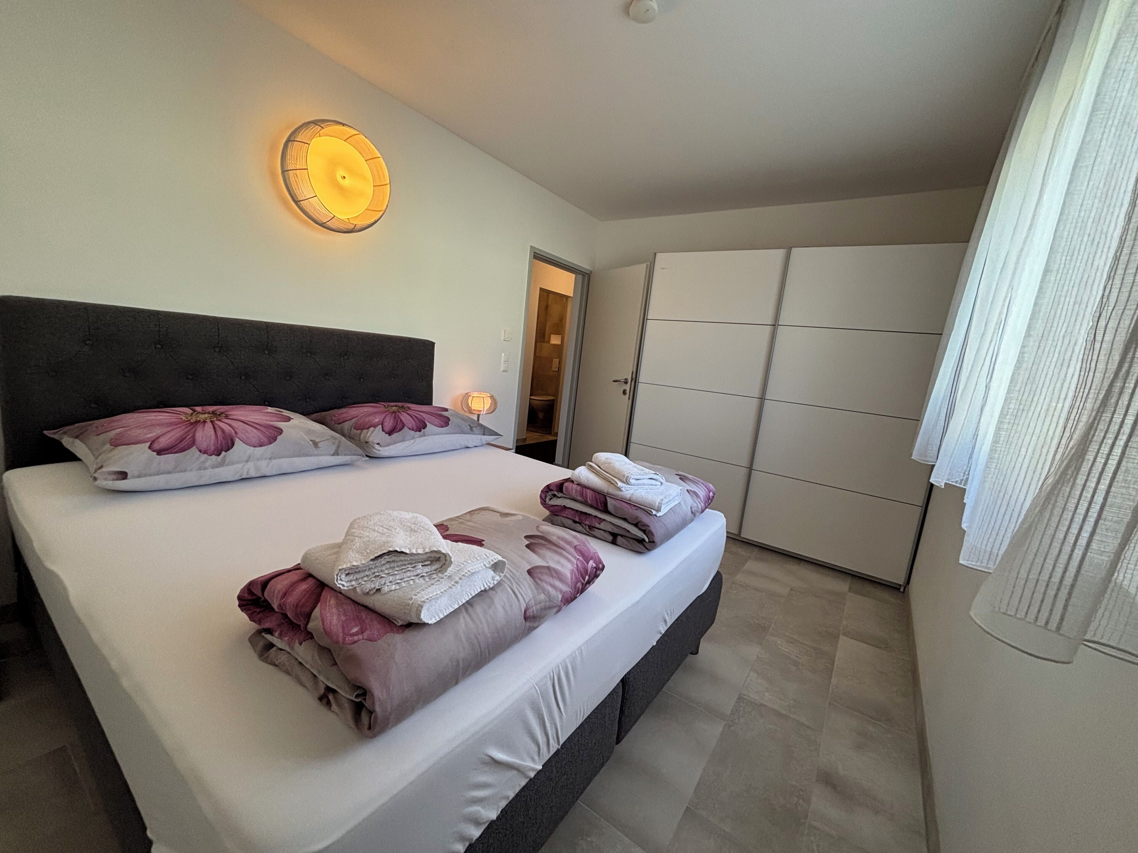 2 Schlafzimmer, Bügeleisen/Bügelbrett, kostenloses WLAN, Bettwäsche