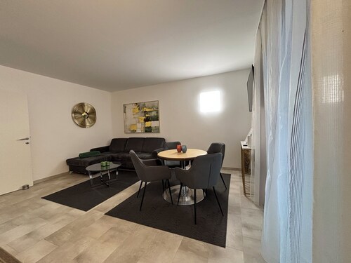Spacious two-bedroom apartment, self-check-in