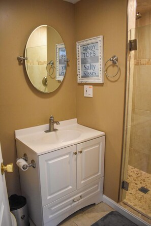 Een douche, een haardroger