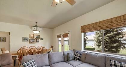Charming 3-bedroom home, 5 min from Tamarack Resort
