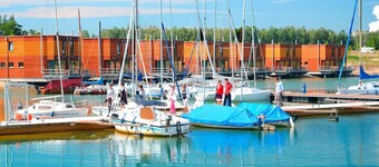 Lyxig semesterlÀgenhet vid sjön Störmthal