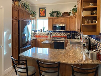 3-bedroom home close to New Mexico State University and the Convention center.