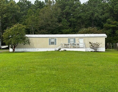 Revival Retreat! A private and spacious 2 - bedroom home in charming Gloucester