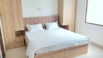 Economy Single Room | Free WiFi