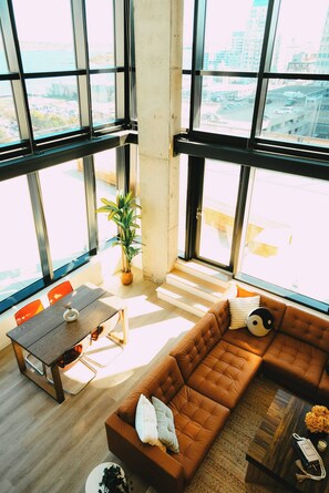 Lecteur de DVD, chaîne hi-fi