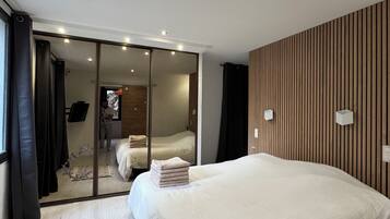 2 chambres, bureau, Wi-Fi, draps fournis