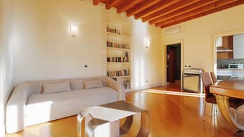 Appartamento con 1 Camera da Letto, Via Anfiteatro 12 | Living area